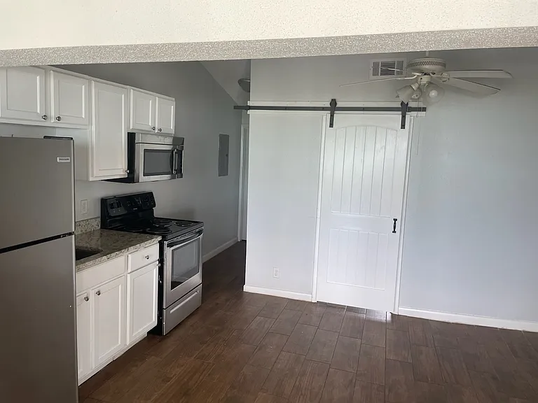 21104 Front Beach Rd #303 — Photo 21