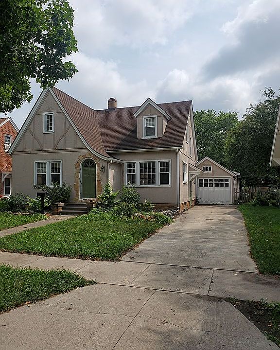 1st image of 311 S Vermont Ave