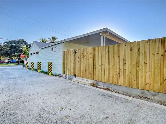 5th image of 345 S Swinton Ave #2