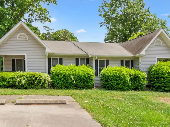 1005 Chaney Rd, Raleigh, NC 27606