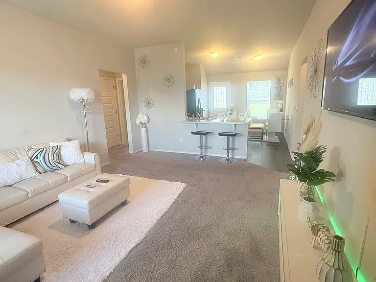 839 W Judy Dr — Photo 15