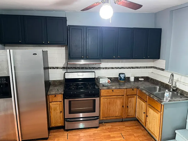 2419 W North Ave #2 — Photo 11
