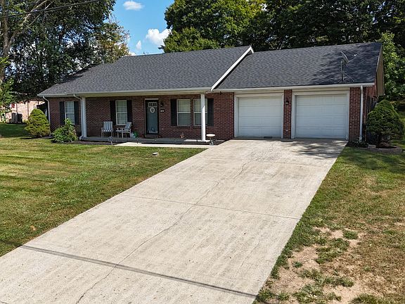 2nd image of 728 Jackson Rd