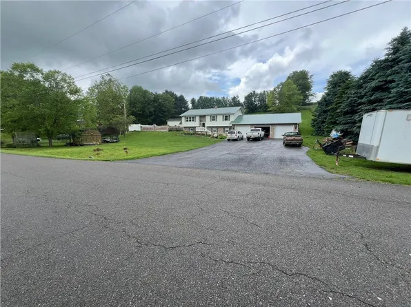 443 Bales Ln, Marion, VA 24354