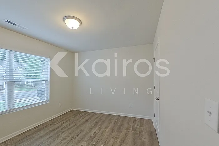 1190 Amberlight Cir — Photo 9