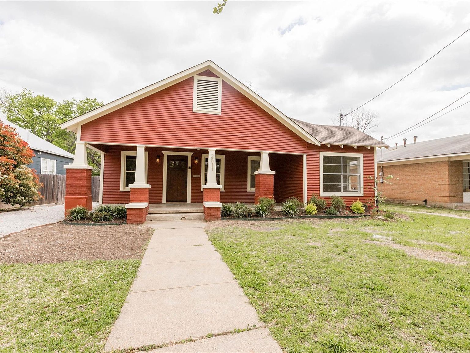 2511 Lipscomb St, Fort Worth, TX 76110 | Zillow