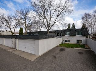 3676 Conroy Ct, Inver Grove, MN 55076