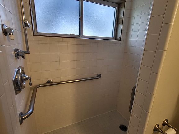 5th image of 3004 Poplar Level Rd #2