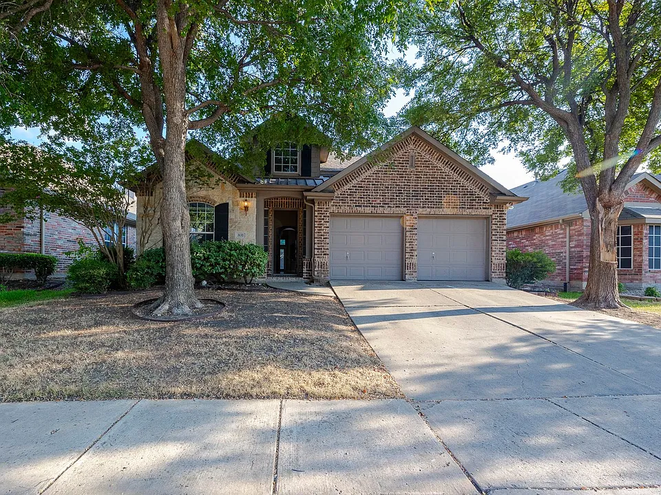 3132 Fox Hollow Dr