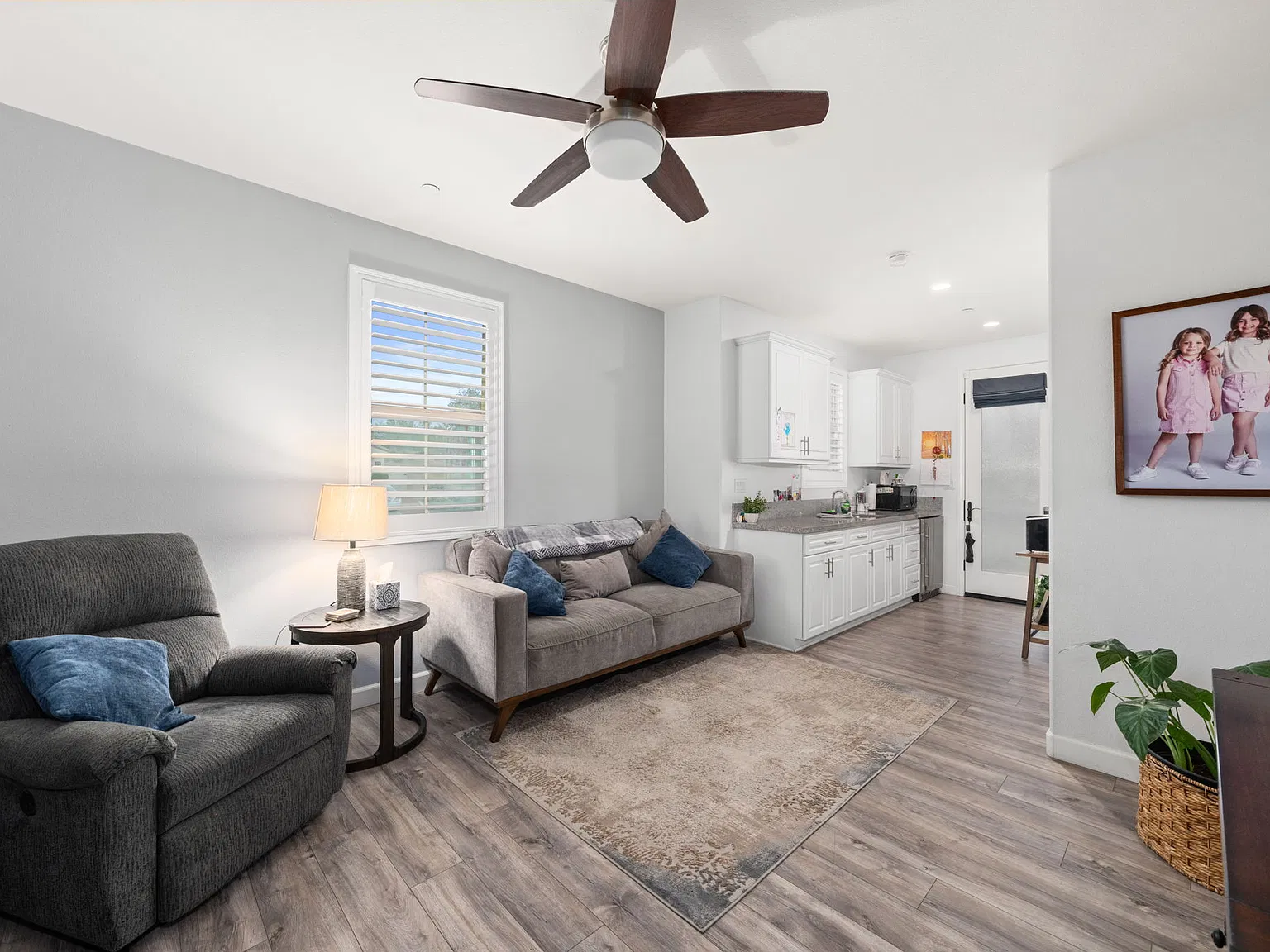 1 bed, 500 sqft, $2,200 — Photo 4
