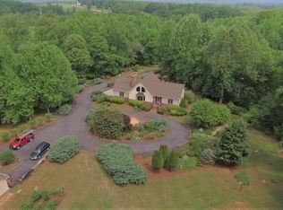 549 High Peak Rd, Monroe, VA 24574