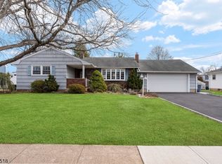 52 Meehan Ave, Raritan, NJ 08869
