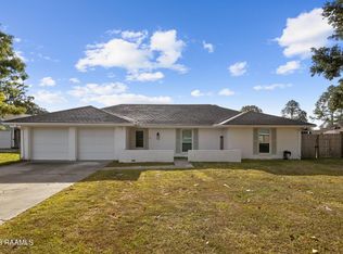 292 Lark Dr, Lafayette, LA 70508