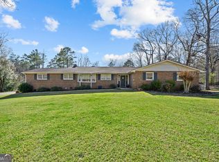 184 Camelot Rd, Gray, GA 31032