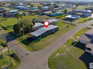 203 Beach Dr, Port Mansfield, TX 78598