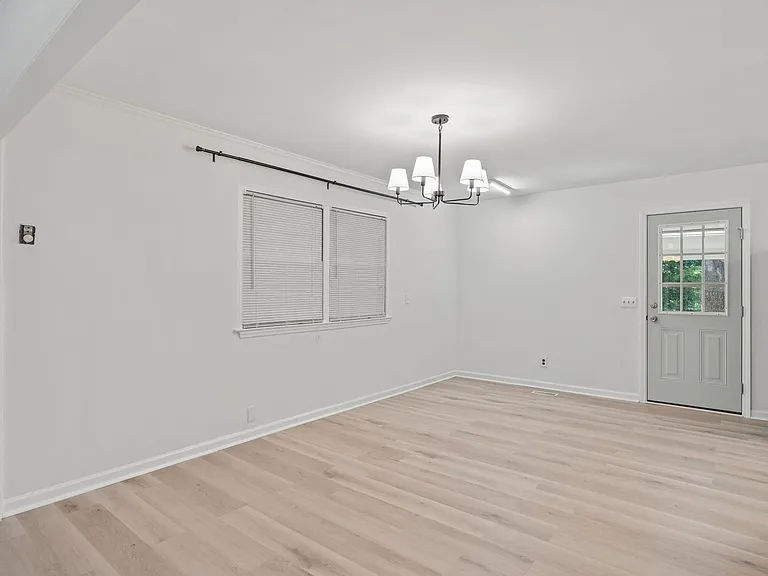 7444 Edenwood Ln — Photo 6