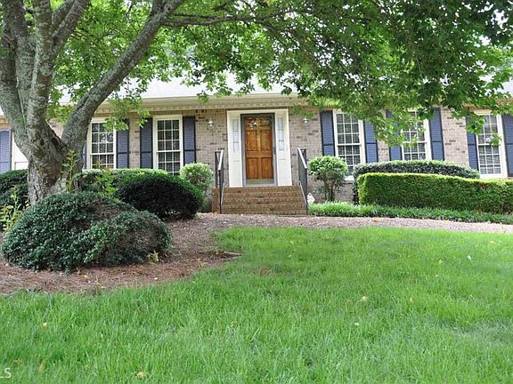 3rd image of 1635 Grandview Trce #9