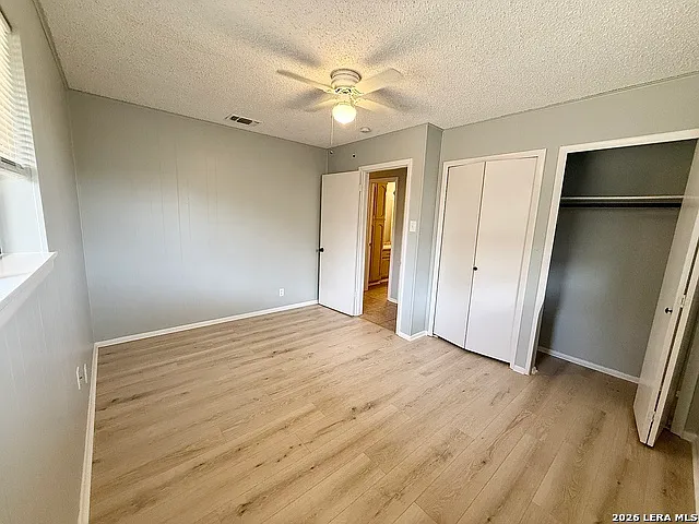 705 Woodcrest Cir — Photo 17