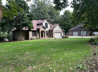 14521 Olive Ln, Plymouth, IN 46563