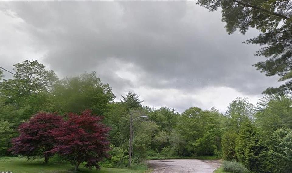1st image of 30 Saratoga Ave