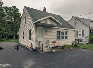 1413 Midline Rd, Amsterdam, NY 12010