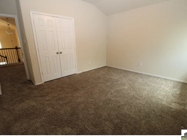 1202 Stonewall Rdg — Photo 32