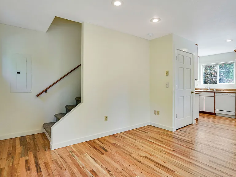1767 Church St SE — Photo 9
