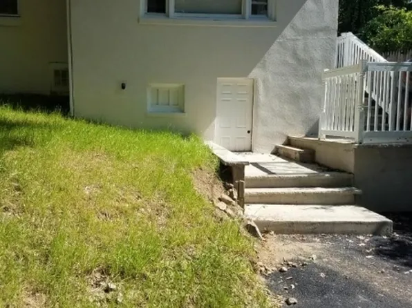 10 Eatontown Rd, West Milford Twp., NJ 07421