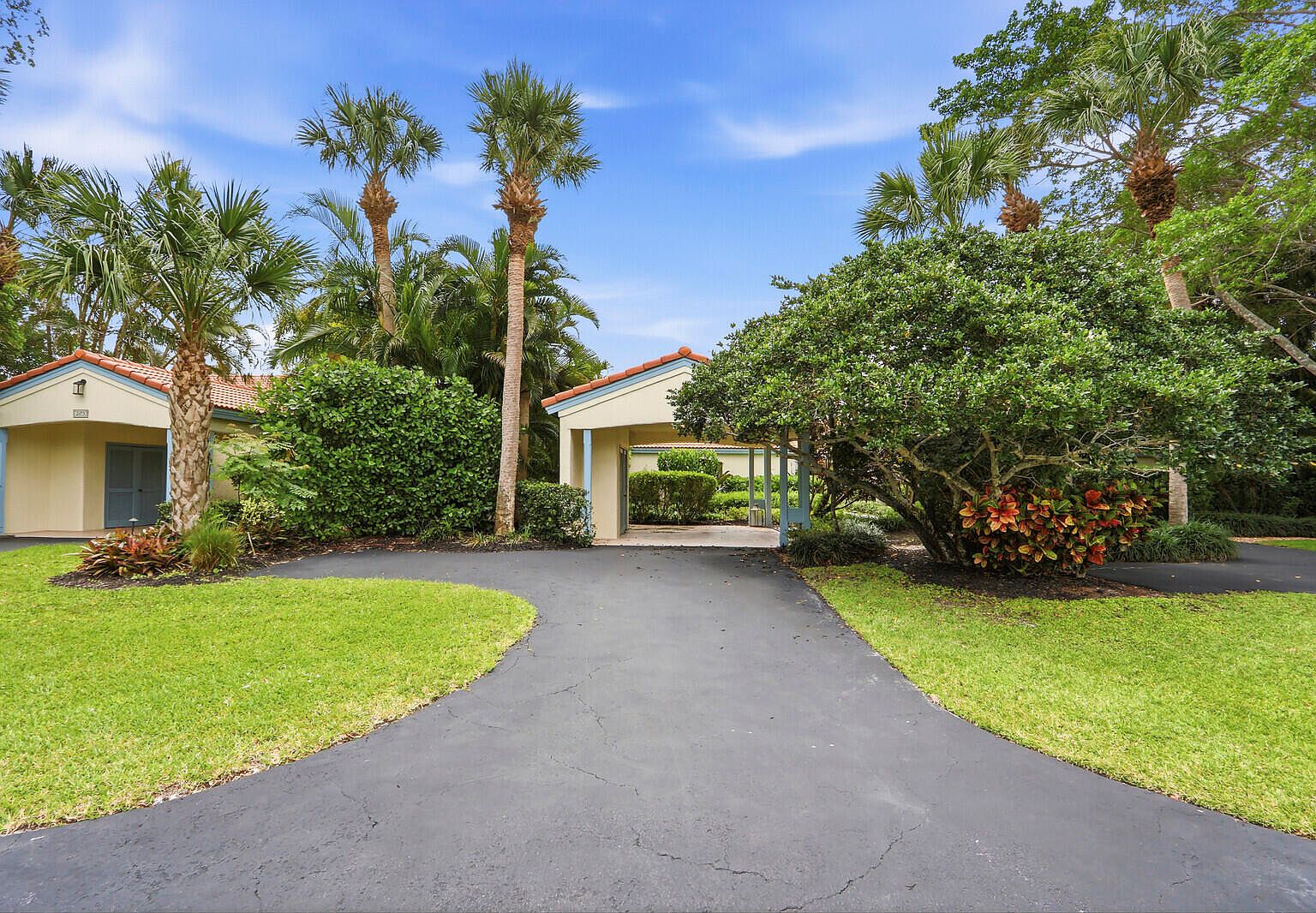 2465 Vista Del Prado Drive