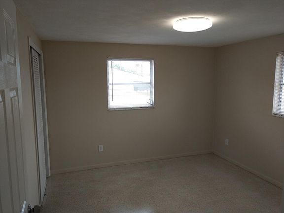 3rd image of 4110 Pinefield Ave