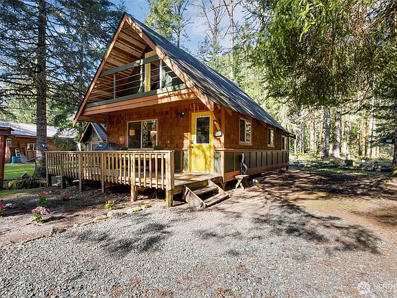 2nd image of 56813 386th Avenue E