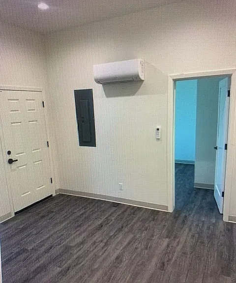 898 Guadalupe St — Photo 12