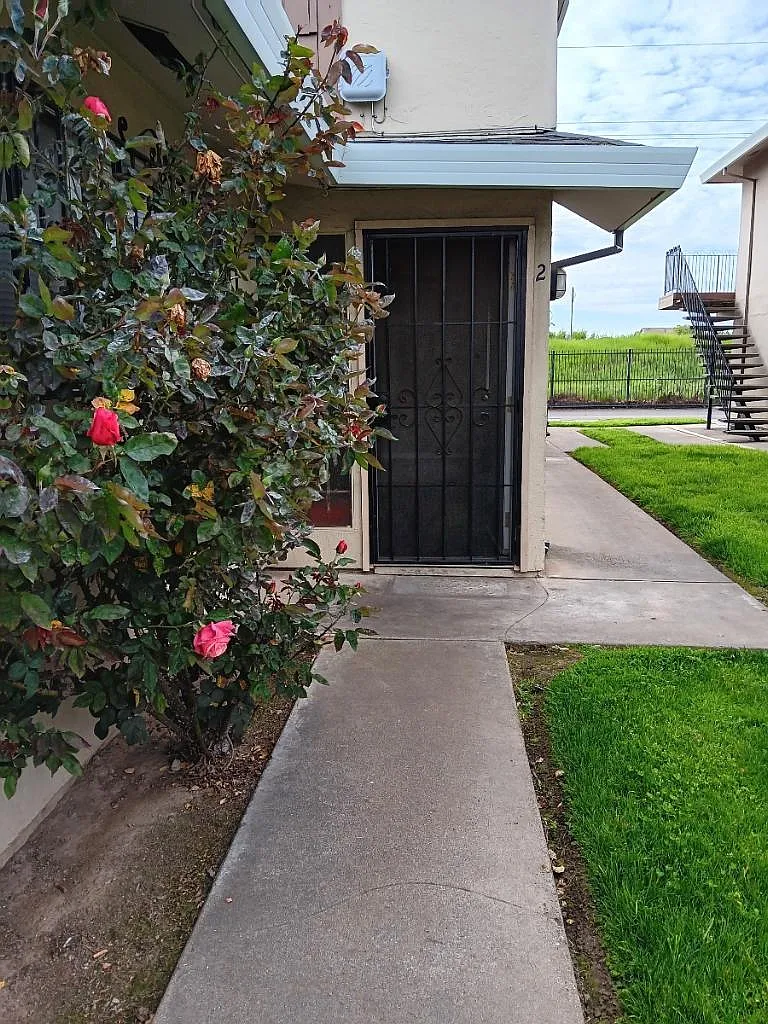 502 Caribrook Way #2 photo 1
