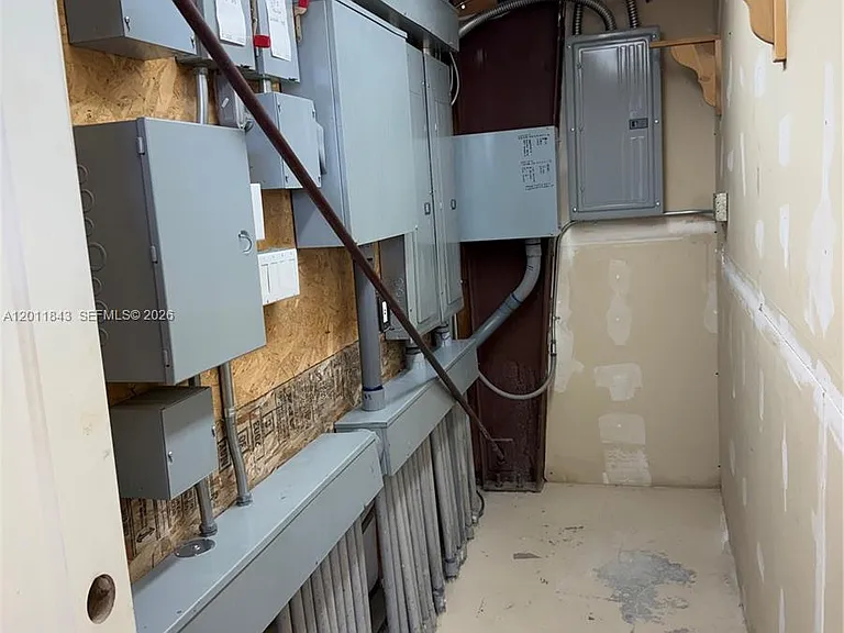 428 N Curry St — Photo 66