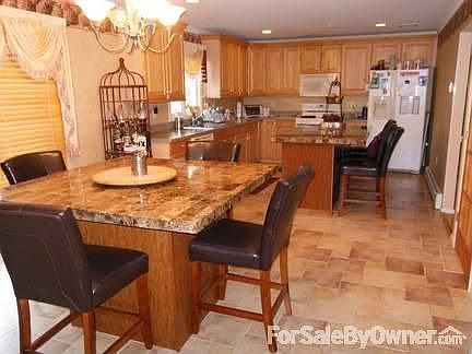 Kitchen-Breakfast Room