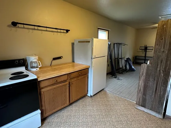 PP - 06, 1115 Hollister Ave #B, Tomah, WI 54660