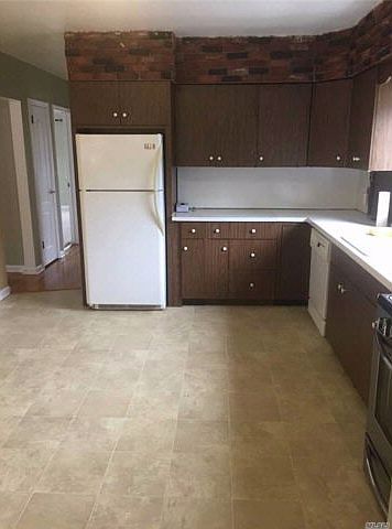 1st image of 82-20 233rd St
