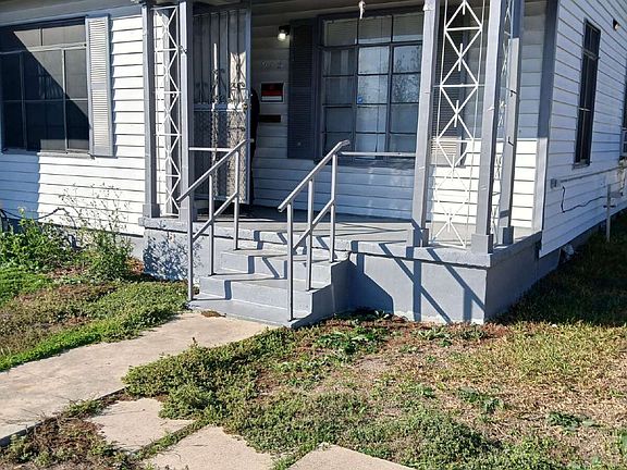 2nd image of 215 Edna Ave