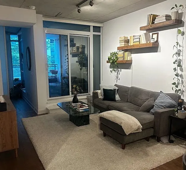 20 Gladstone Ave #216 — Photo 2