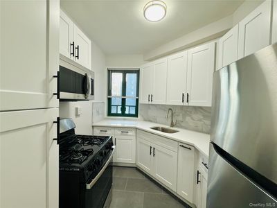 1938 E Tremont Avenue #5B, Bronx, NY, 10462