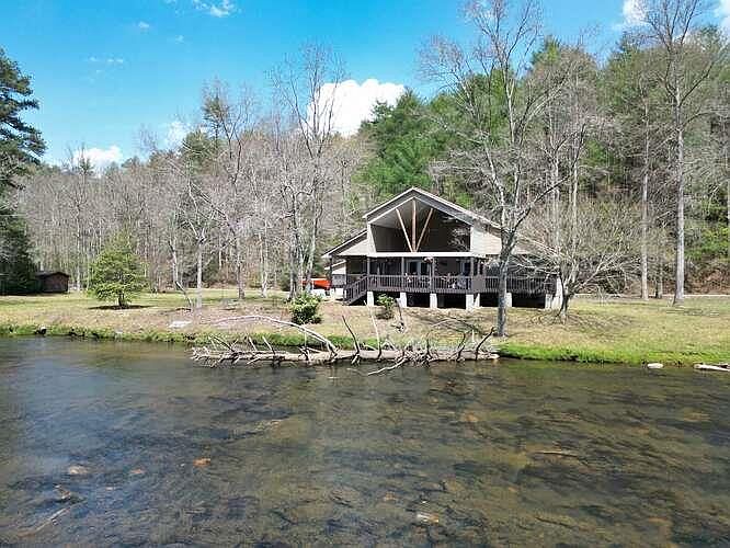 1st image of 2121 Die Bend Rd