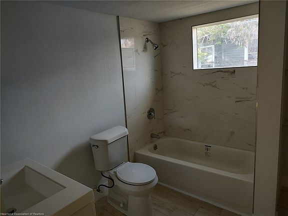 4th image of 22 S Prospect Ave