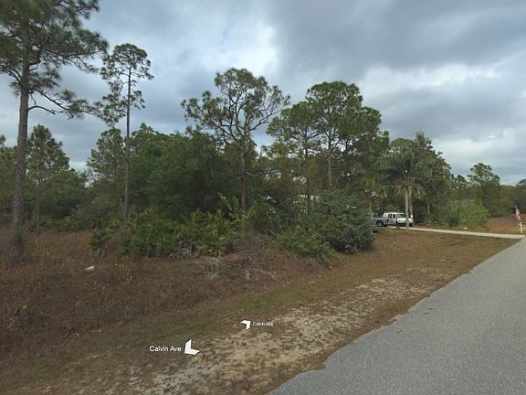 3rd image of 1215 Calvin Ave