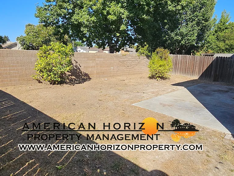 4709 Acclaro Ct — Photo 17