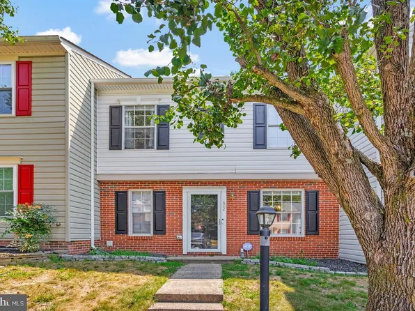 602 Wind Ridge Dr, Stafford, VA 22554