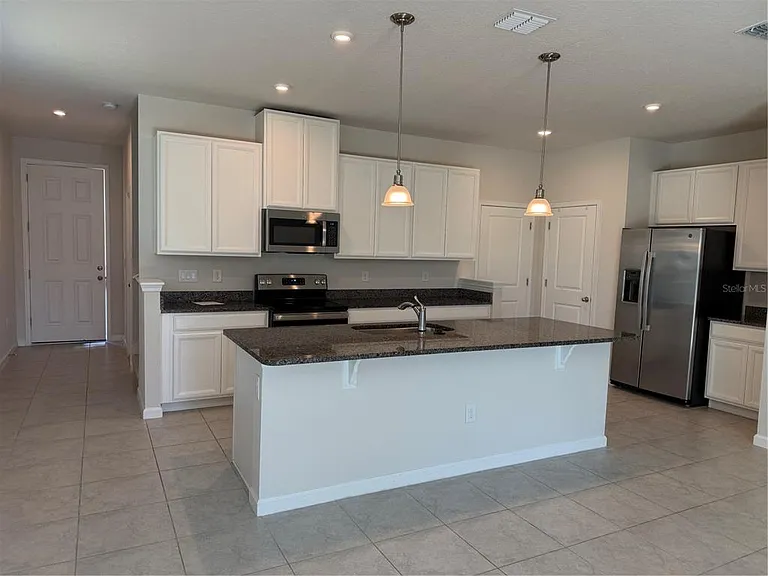 2670 Pleasant Cypress Cir — Photo 4