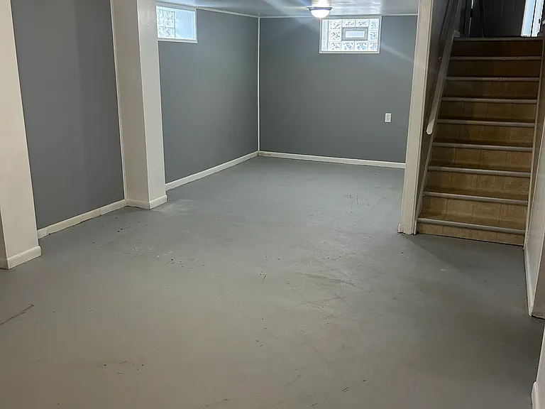 17425 Dartmouth Ave — Photo 9
