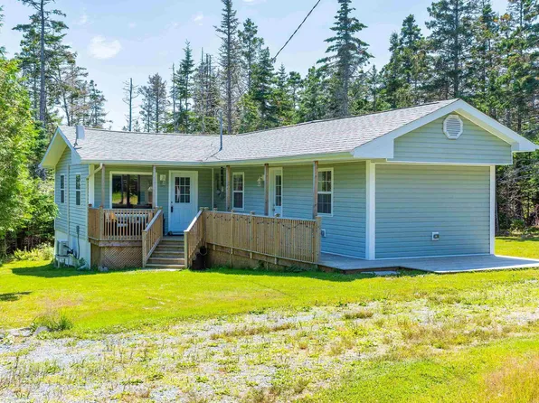 20 Howard Stevens Walk, Halifax, NS B0J 2L0