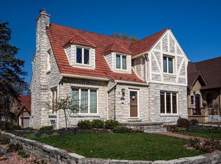 2745 N 70th St, Milwaukee, WI 53210