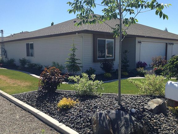 2nd image of 1712 N Bessie Ln